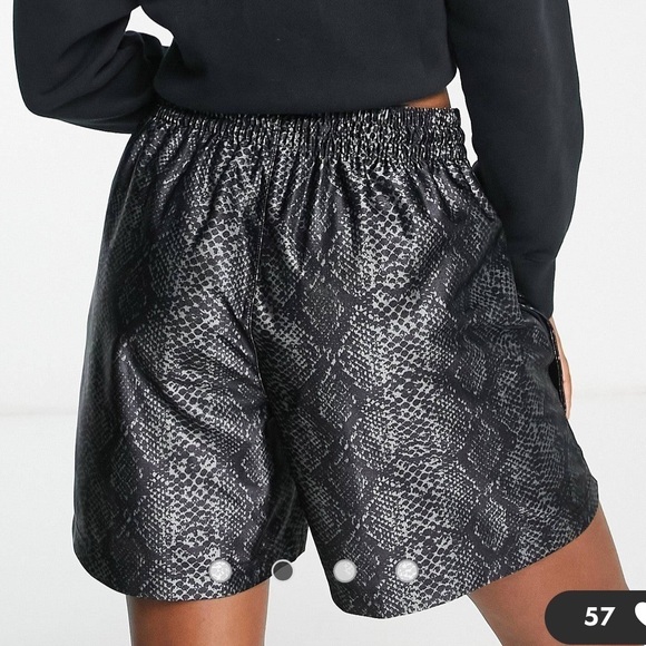 NWT Nike Dri-Fit Rebel Fly Basketball Shorts in Grey/Black - Picture 4 of 11